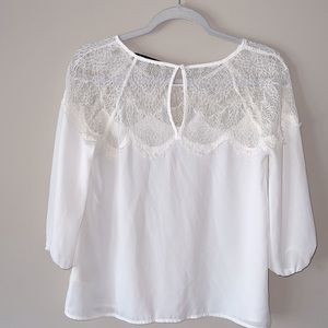 Cupcake and cashmere lace pieces ballon sleeve top